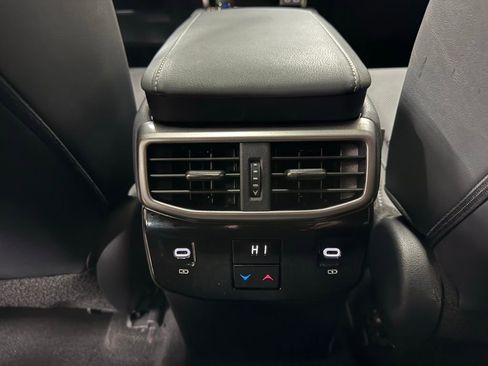 Used 2025 Lexus RX 350 Premium image 17