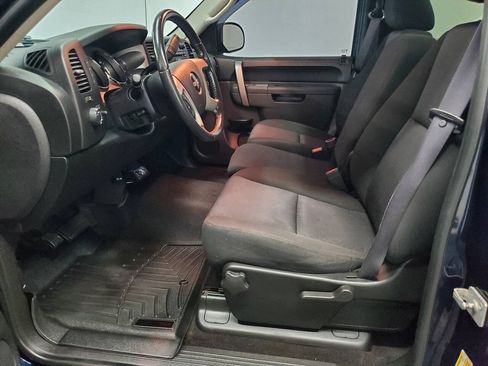Used 2011 GMC Sierra 1500 SLE w/ SLE Preferred Package AWD/4WD image 10