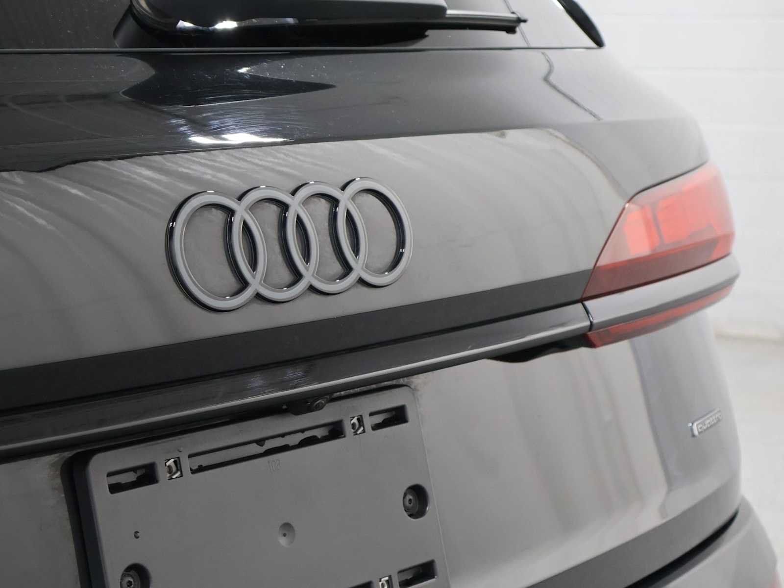 Used 2026 Audi Q7 3.0T Prestige w/ Prestige Package AWD/4WD image 8