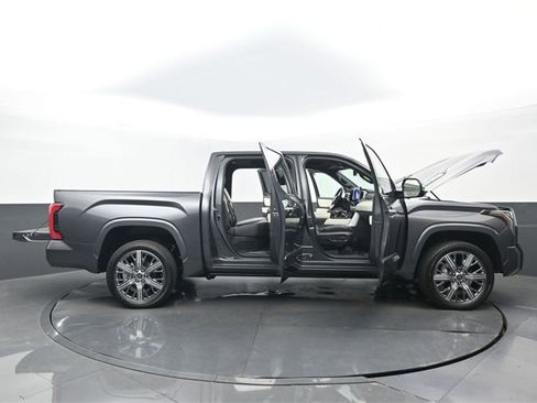 Used 2024 Toyota Tundra Capstone image 33