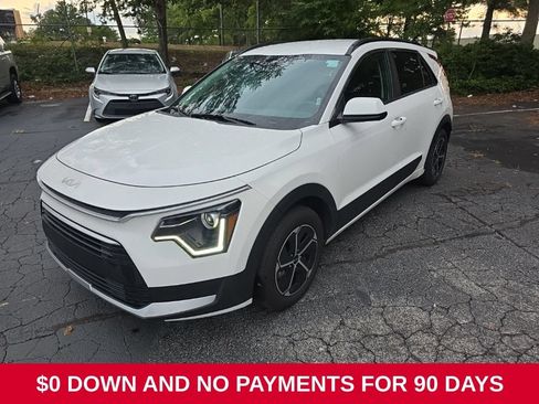 Used 2025 Kia Niro LX FWD image 1