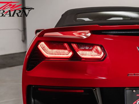 Used 2019 Chevrolet Corvette Stingray Convertible Z51 2LT image 21