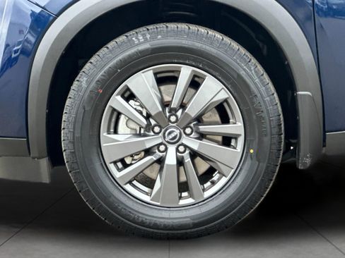 Used 2022 Nissan Pathfinder SV FWD image 25