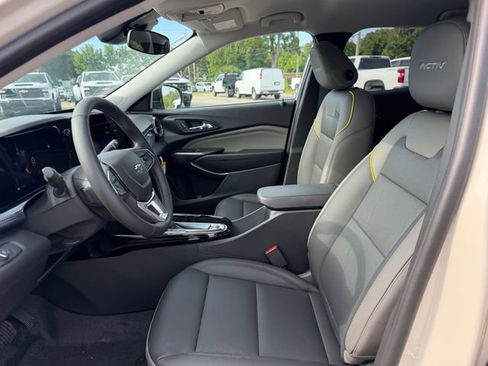 New 2026 Chevrolet Trax ACTIV w/ Driver Confidence Package FWD image 18