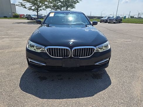 Used 2018 BMW 540i xDrive w/ Premium Package AWD/4WD image 2
