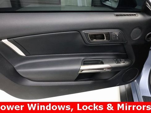 Used 2022 Ford Mustang Shelby GT500 w/ Technology Package image 51