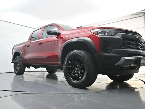 Used 2023 Chevrolet Colorado Trail Boss w/ Advanced Trailering Package AWD/4WD image 16