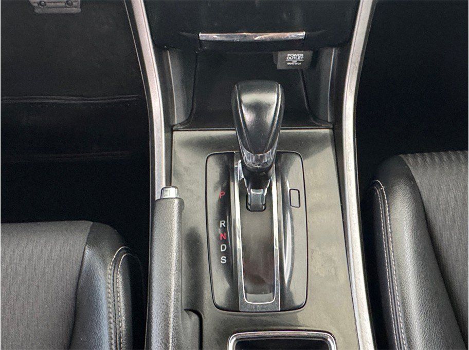 Used 2016 Honda Accord Sport image 11