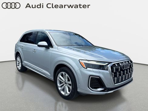 Certified 2025 Audi Q7 3.0T Premium Plus AWD/4WD image 6