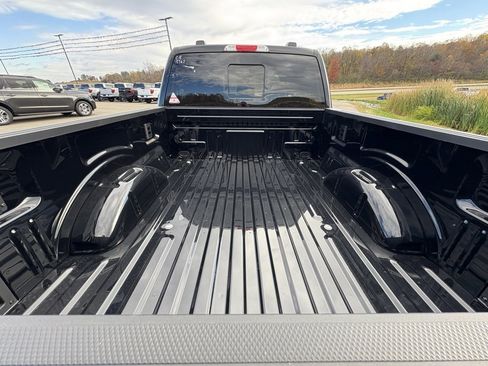 New 2025 Ford F150 Lariat w/ Equipment Group 502A High image 21