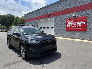 Used 2020 Toyota RAV4 XLE Premium AWD/4WD video 1