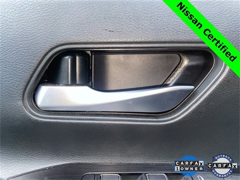 Certified 2025 Nissan Kicks SR w/ Illumination Package image 11