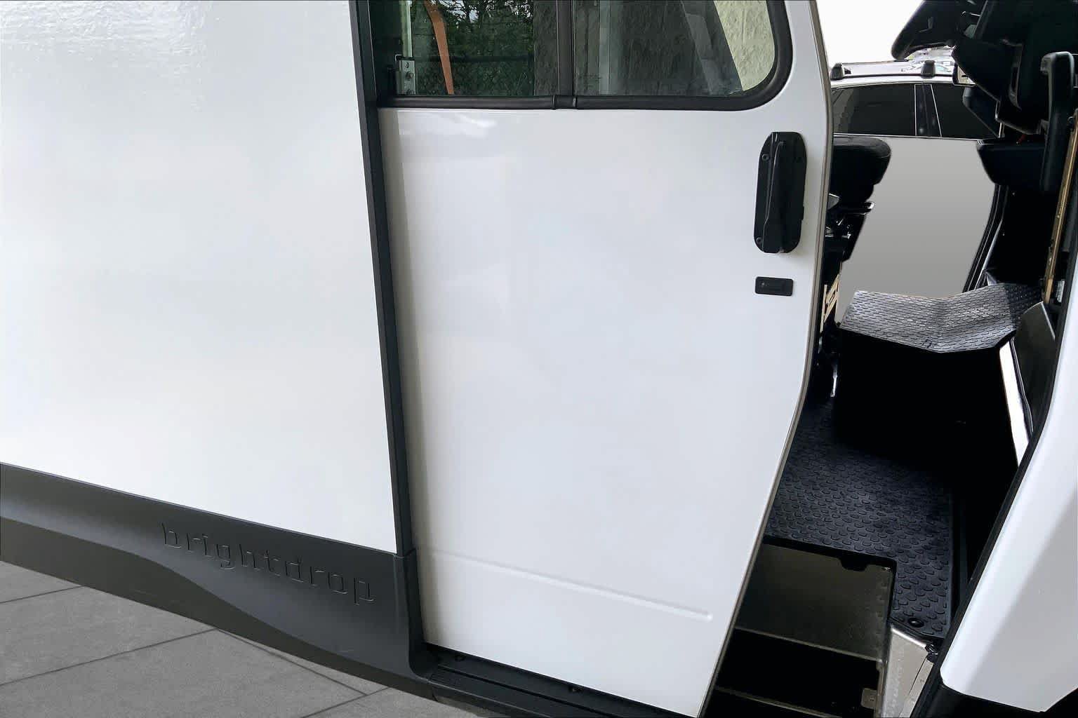 Used 2025 Chevrolet Brightdrop 600 FWD image 19