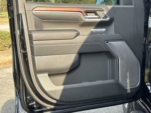Used 2024 GMC Sierra 1500 Denali w/ Technology Package image 14