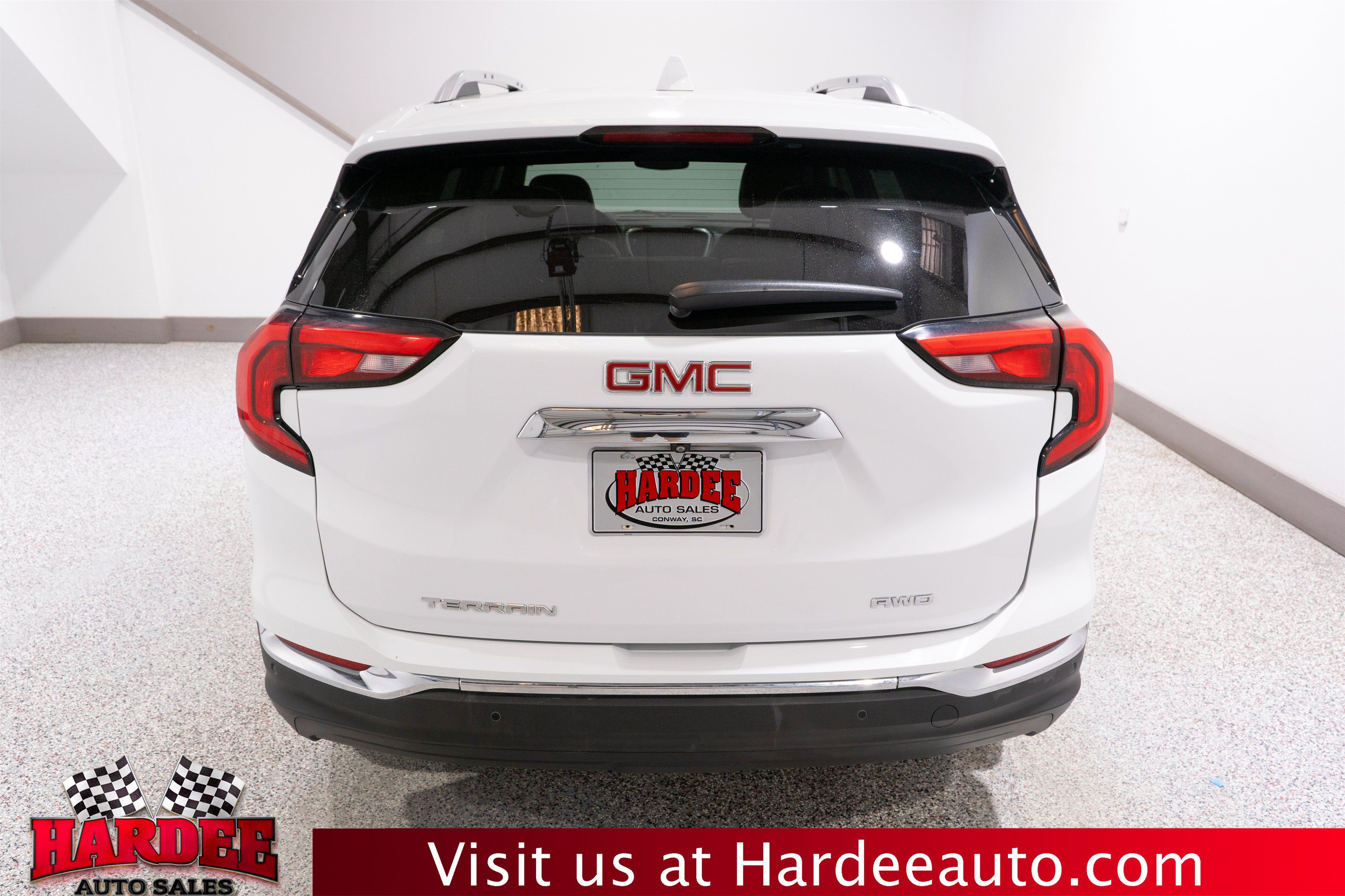 Used 2019 GMC Terrain SLT w/ Preferred Package AWD/4WD image 4