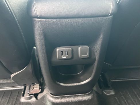 Used 2020 Chevrolet Colorado ZR2 w/ ZR2 Dusk Special Edition image 22