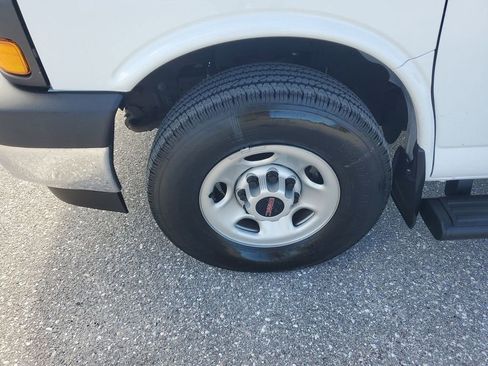 Used 2023 GMC Savana 2500 Work Van image 17