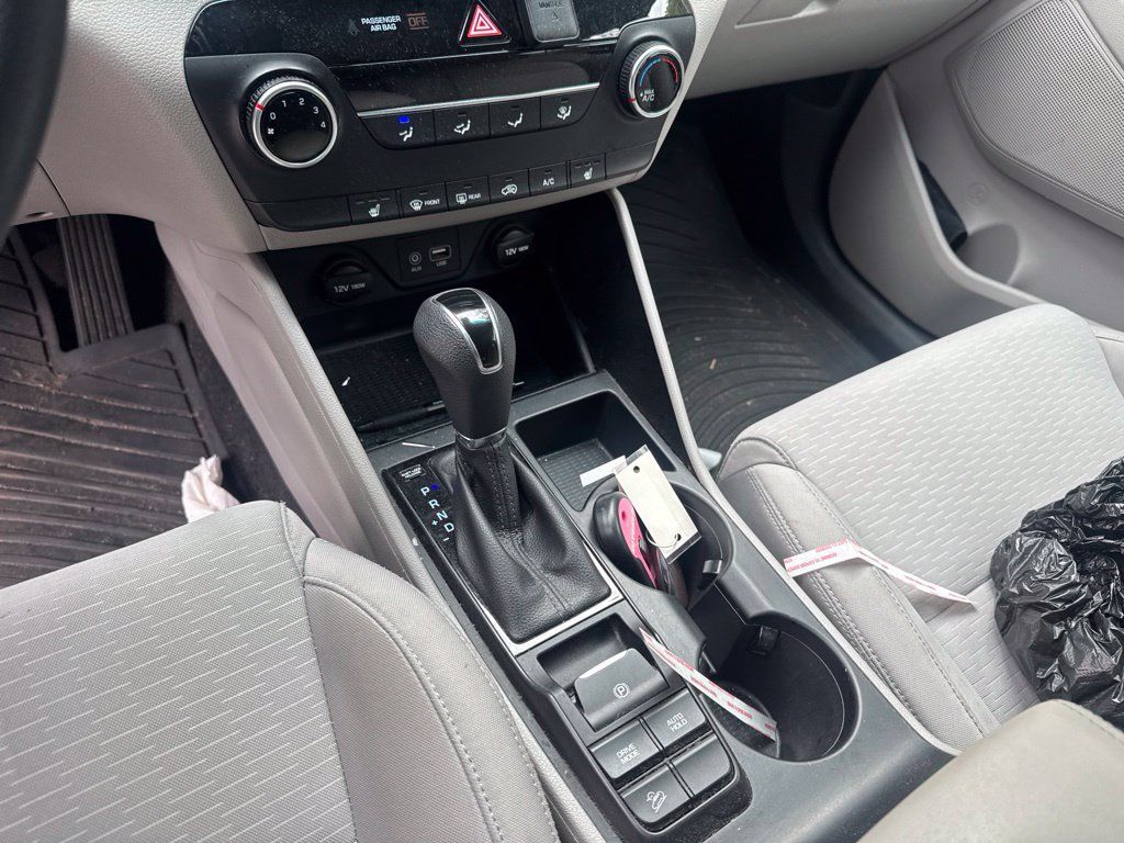 Used 2020 Hyundai Tucson Value AWD/4WD image 12