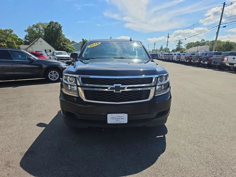 Used 2018 Chevrolet Tahoe LT AWD/4WD image 2