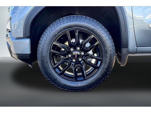 Used 2025 GMC Sierra 1500 Elevation AWD/4WD image 28