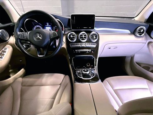 Used 2019 Mercedes-Benz GLC 300 GLC 300 image 18