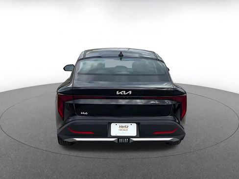Used 2025 Kia K4 LXS image 12