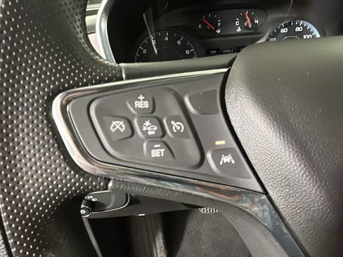 Used 2020 Chevrolet Equinox LS w/ LS Convenience Package FWD image 18
