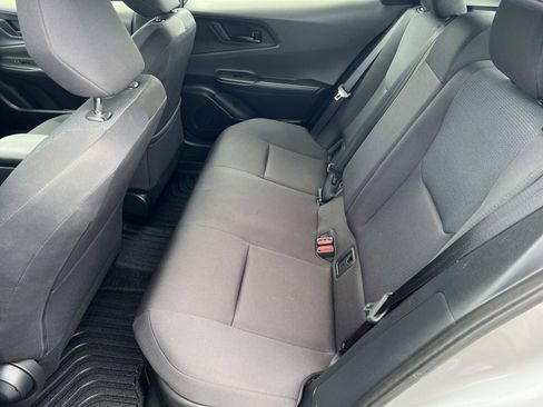 Used 2024 Toyota Prius LE FWD image 20