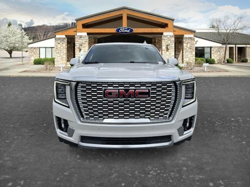 Used 2024 GMC Yukon Denali AWD/4WD image 2
