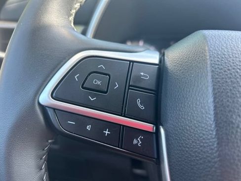 Used 2026 Toyota Highlander XLE AWD/4WD image 28