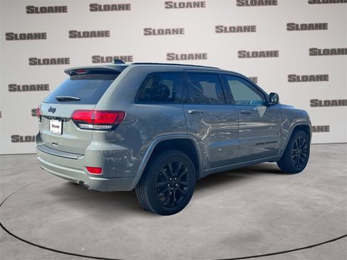 Used 2020 Jeep Grand Cherokee Altitude image 5