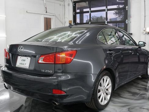 Used 2009 Lexus IS 250 RWD image 8