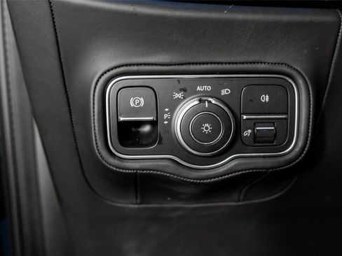 Used 2025 Mercedes-Benz G 63 AMG 4MATIC image 53