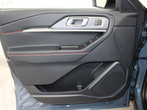 New 2026 Ford Explorer ST-Line w/ ST-Line Street Pack image 20