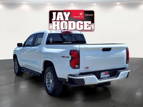 Used 2024 Chevrolet Colorado LT w/ LT Convenience Package III AWD/4WD image 4