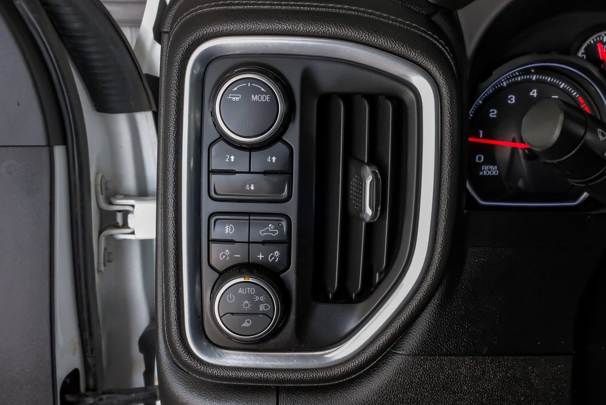 Used 2022 Chevrolet Silverado 2500 LT w/ Convenience Package AWD/4WD image 23