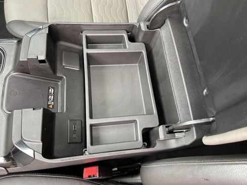 Used 2023 Chevrolet Silverado 1500 ZR2 image 43