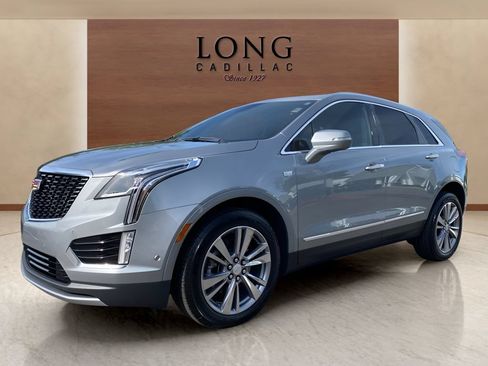Certified 2025 Cadillac XT5 Premium Luxury w/ Technology Package AWD/4WD image 1