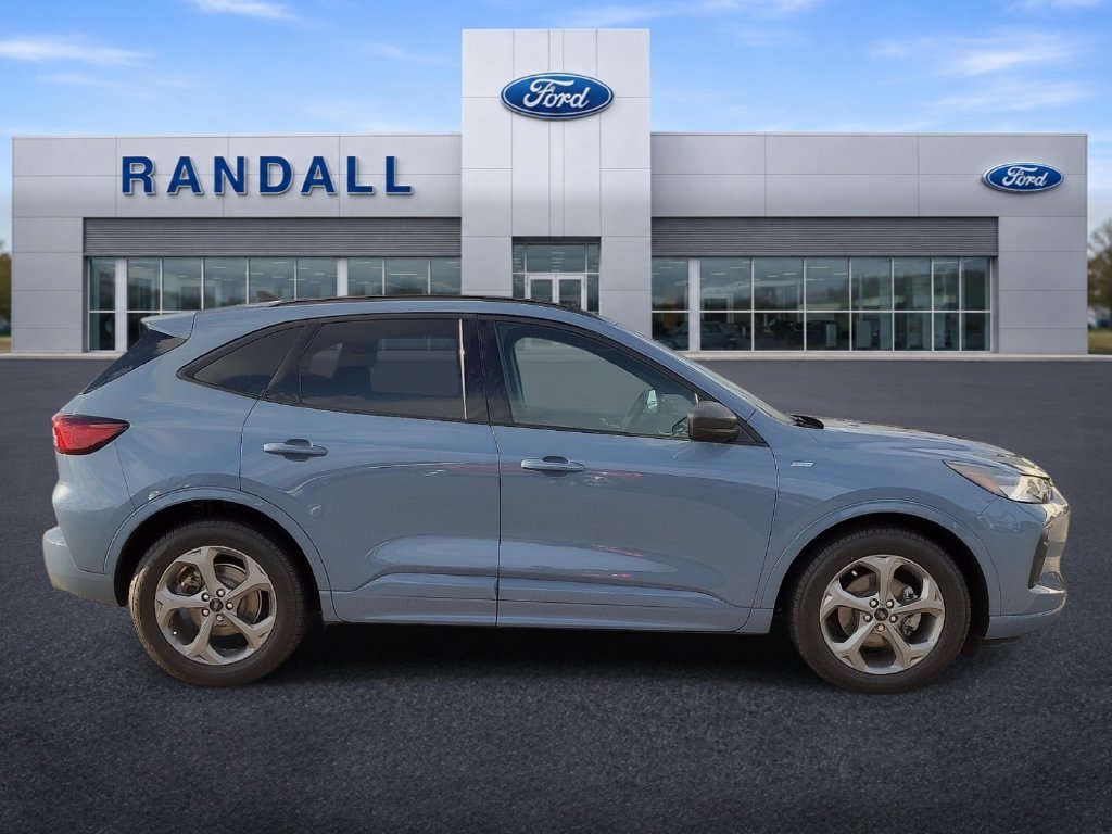 Used 2023 Ford Escape ST-Line w/ Tech Pack #1 FWD image 6
