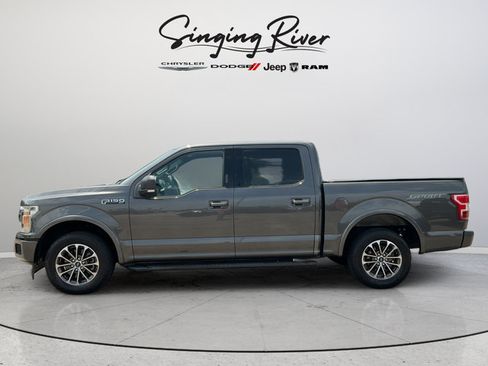Used 2018 Ford F150 XLT w/ Equipment Group 302A Luxury RWD image 4