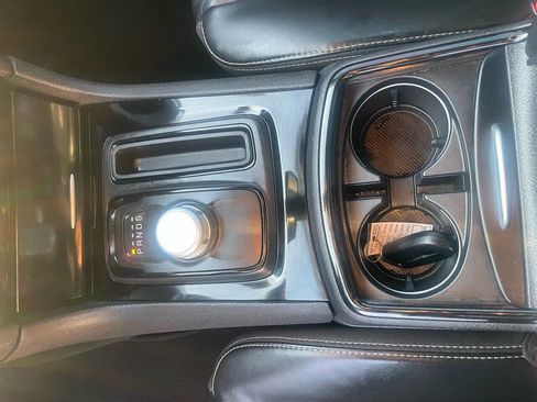 Used 2021 Chrysler 300 S image 21