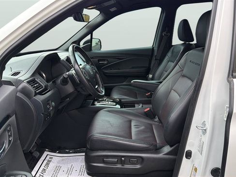 Used 2021 Honda Ridgeline Black Edition image 11