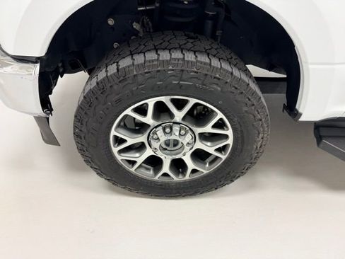 Used 2022 Ford F250 Lariat image 19