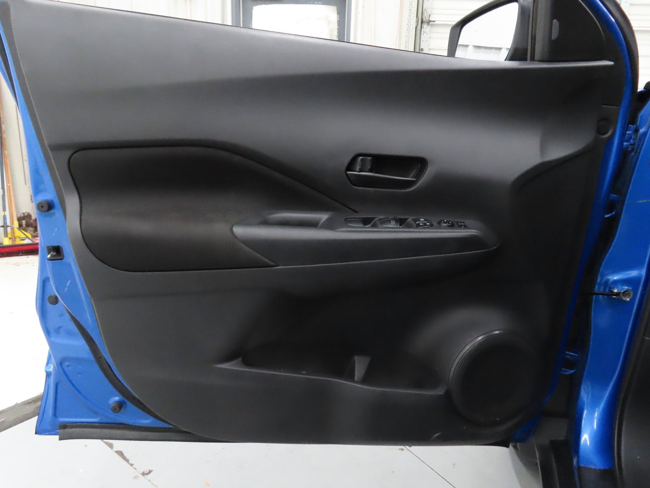 Used 2024 Nissan Kicks S FWD image 10