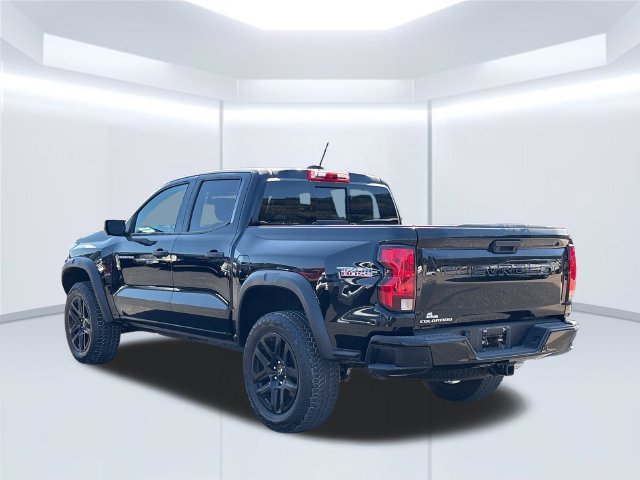 Used 2023 Chevrolet Colorado Trail Boss w/ Technology Package AWD/4WD image 6