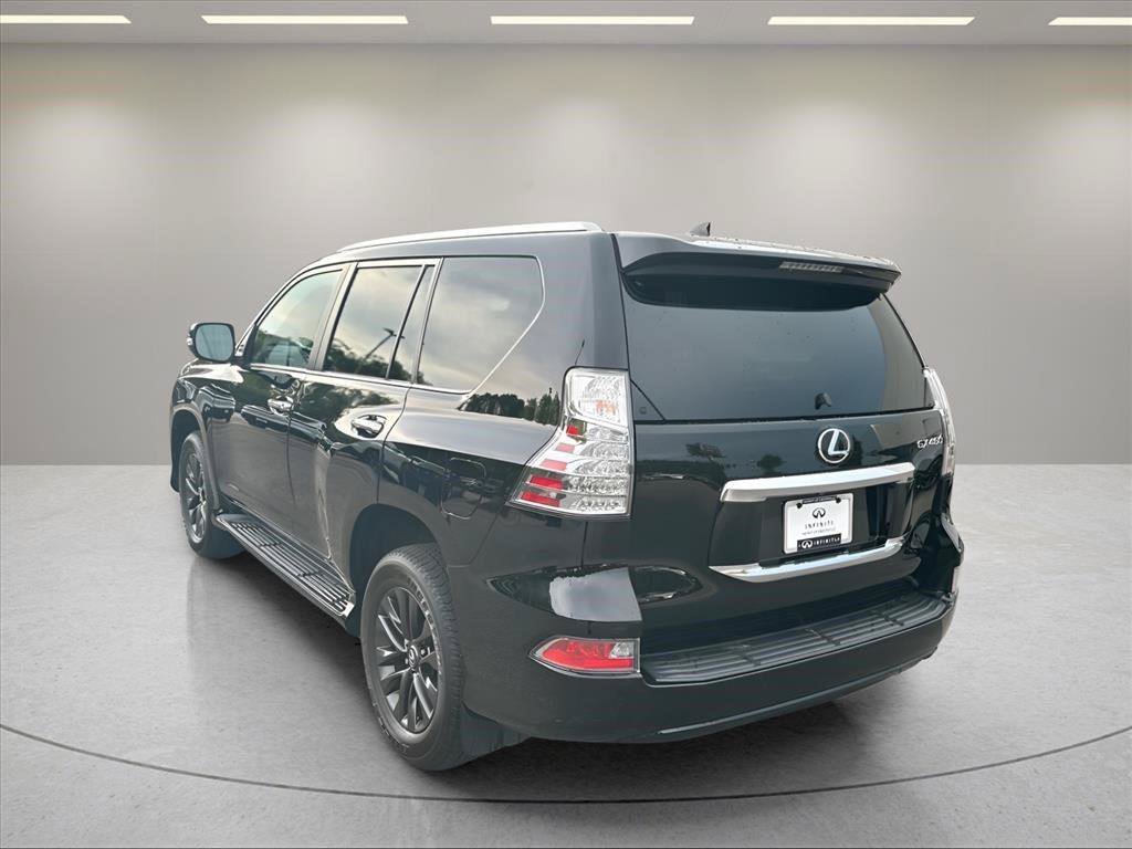 Used 2023 Lexus GX 460 Premium w/ Premium Package AWD/4WD image 3