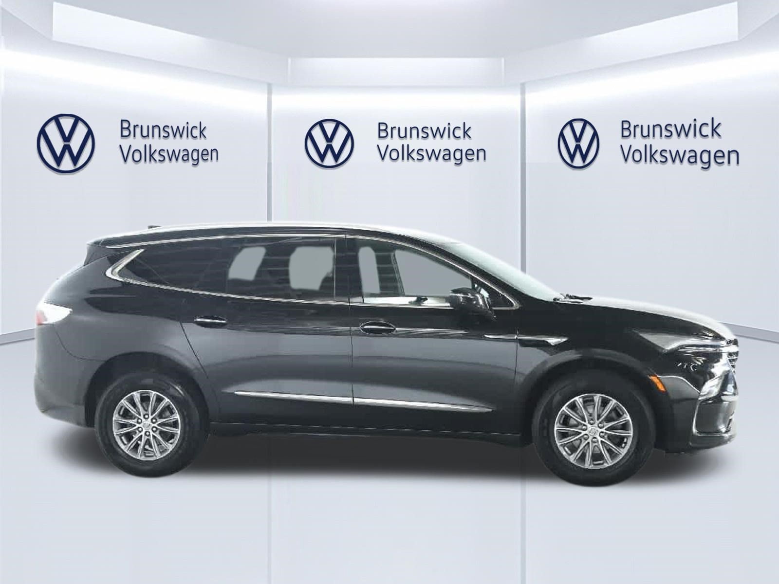 Used 2024 Buick Enclave Essence FWD image 14