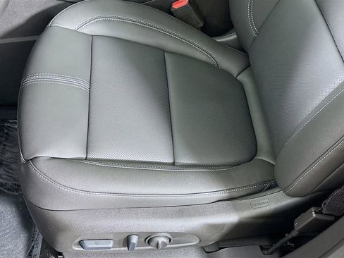 New 2025 Chevrolet Blazer LT w/ Sound & Technology Package image 19