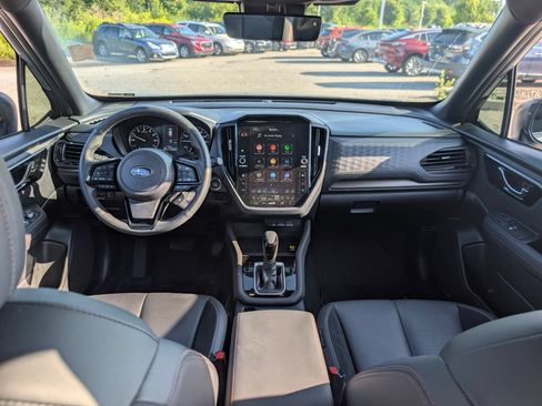 Certified 2025 Subaru Forester Touring AWD/4WD image 36