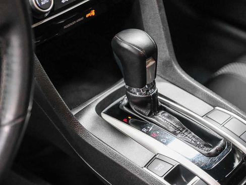 Used 2019 Honda Civic Sport image 23